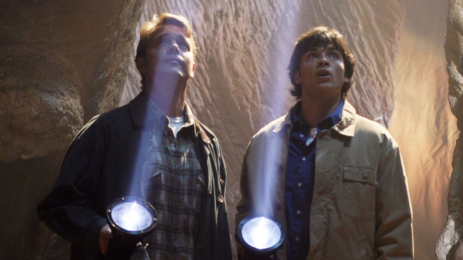 Assistir https://thenightseriesbr.com/episodios/assistir-smallville-as-aventuras-do-superboy-temporada-3x6/ em HD