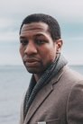 Jonathan Majors es Johnny 'Lil Man' Curry