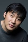 Choi Moo-sung isHwang Yong-soo
