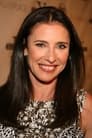 Mimi Rogers isTracy Riggs