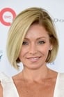 Kelly Ripa isDr. Roxanne 'Rocky' Ballantine