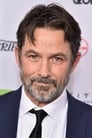 Billy Campbell isCliff Secord