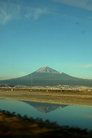 El Monte Fuji visto desde un tren en marcha