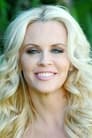 Jenny McCarthy-Wahlberg isShelly (voice)