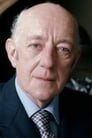 Alec Guinness isThe Chief Clerk