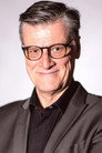 Tom Vogt isNachtkraab (voice)