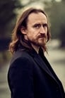 Ben Crompton isBen