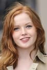 Ellie Bamber isIndia Hastings