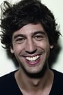 Max Boublil isLe père en jogging