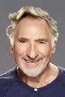 Judd Hirsch isJulius Levinson