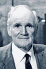 Desmond Llewelyn is