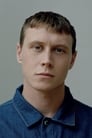 George MacKay isBodevan Cash