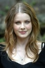 Rachel Hurd-Wood isBetsy Bell / Entity Voice