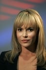 Amanda Holden isGeraldine Titley