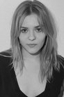 Maisy Stella isDaphne Conrad