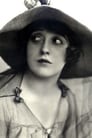 Mabel Normand isDella