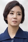 Jo Kyung-sook isJI-young's mother