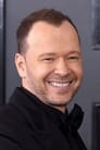 Donnie Wahlberg isVincent Grey