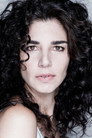 Laura Fajngold isMaria