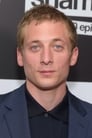 Jeremy Allen White isElliot