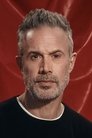 Freddie Prinze Jr. isRay Bronson