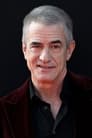 Dermot Mulroney isMartin Lee