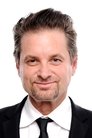 Shea Whigham isDetective Burke