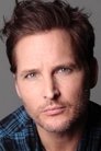 Peter Facinelli isDr. Sullivan