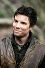 Joe Dempsie isJamie King