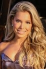 Sylvie Meis isLola Kingston