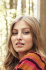 Elysia Biro isSinger