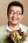 Nam Moon-chul isHo-hoon's father