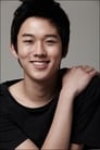 Yeon Jun-seok isHan Yi-soo (young)