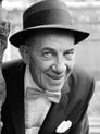 Chico Marx isSignor Emanuel Ravelli