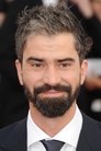 Hamish Linklater isAbraham Lincoln