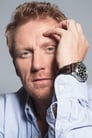 Kevin McKidd isLord MacGuffin / Young MacGuffin (voice)