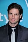 Gale Harold isNate Weaver