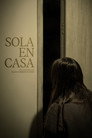 Sola En Casa