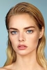 Samara Weaving isBee