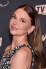 Sutton Foster isLiza Miller