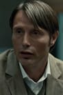 Mads Mikkelsen isGellert Grindelwald