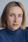 Josefine Koenig isArriane Alter