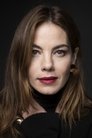 Michelle Monaghan isJulia Meade