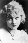 Wanda Hawley isBetty Hoyt