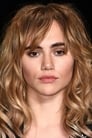 Suki Waterhouse isSarah Lacey