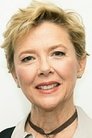 Annette Bening isNic