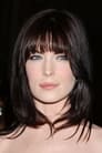 Lara Flynn Boyle isDonna Gardner