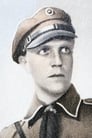 Claus Clausen isDer Leutnant