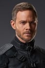 Aaron Ashmore isCounselor Parker