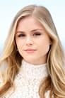 Erin Moriarty isAlexis Dawson